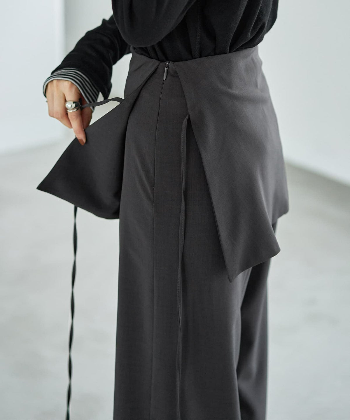 着用イメージ 166cm チャコール Sサイズ