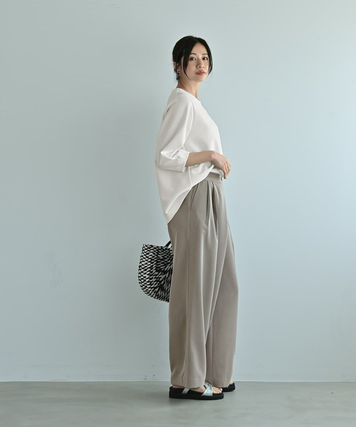 着用イメージ　172cm ホワイト