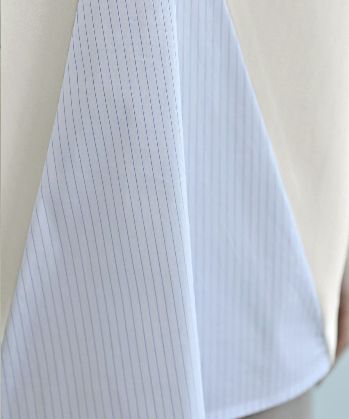 着用イメージ　172cm ホワイト