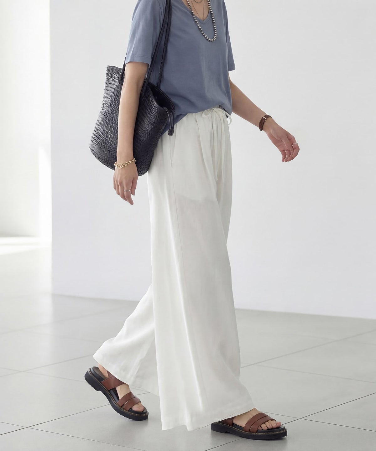 着用イメージ　166cm ホワイト