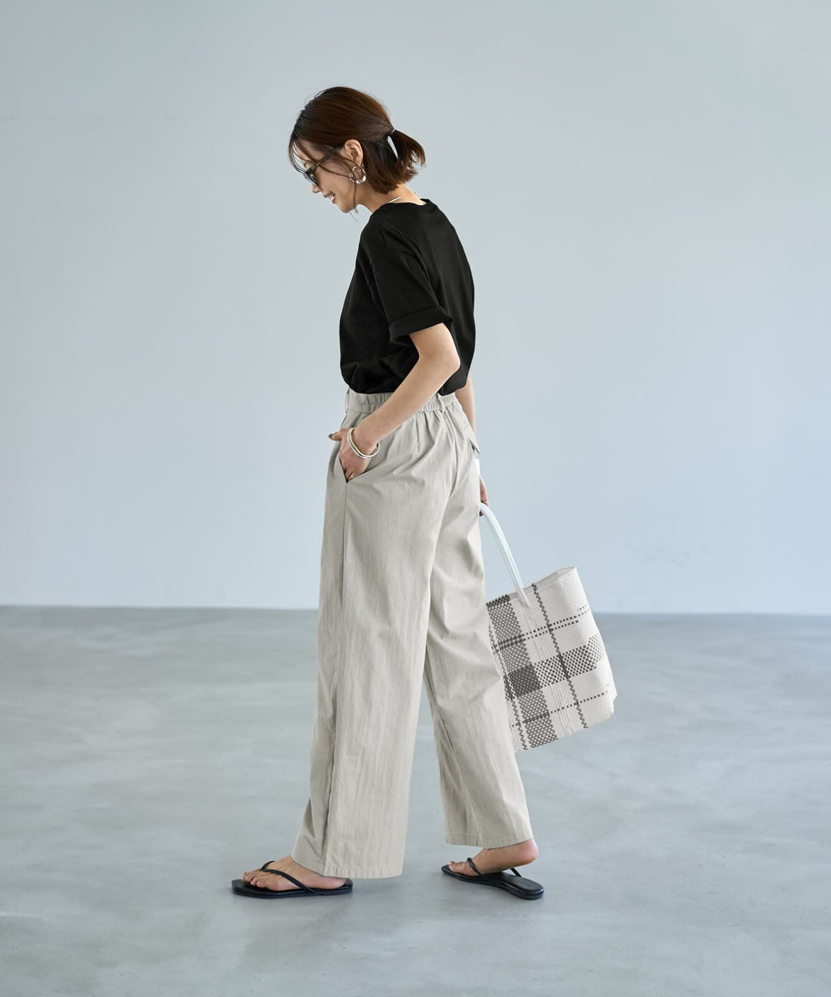 着用イメージ 167cm エアリーグレー