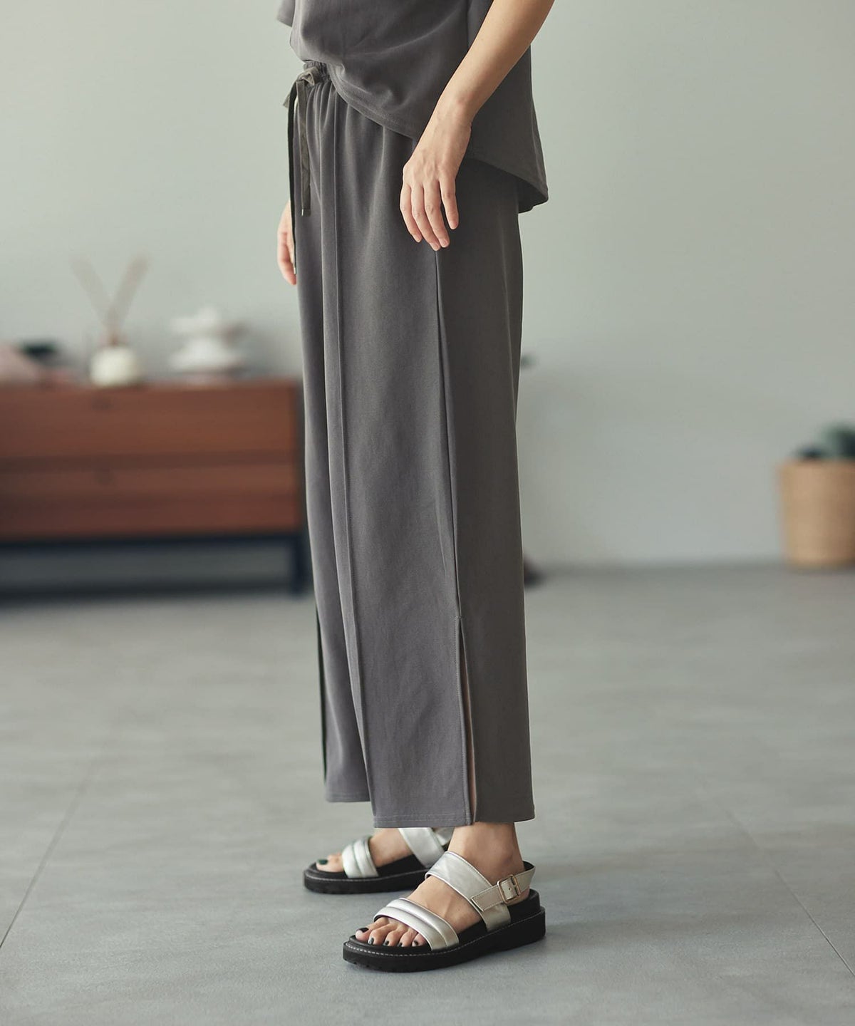 着用イメージ 168cm チャコール 02サイズ