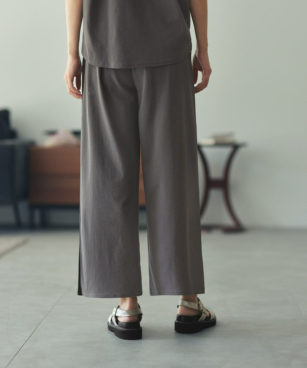 着用イメージ 168cm チャコール 02サイズ