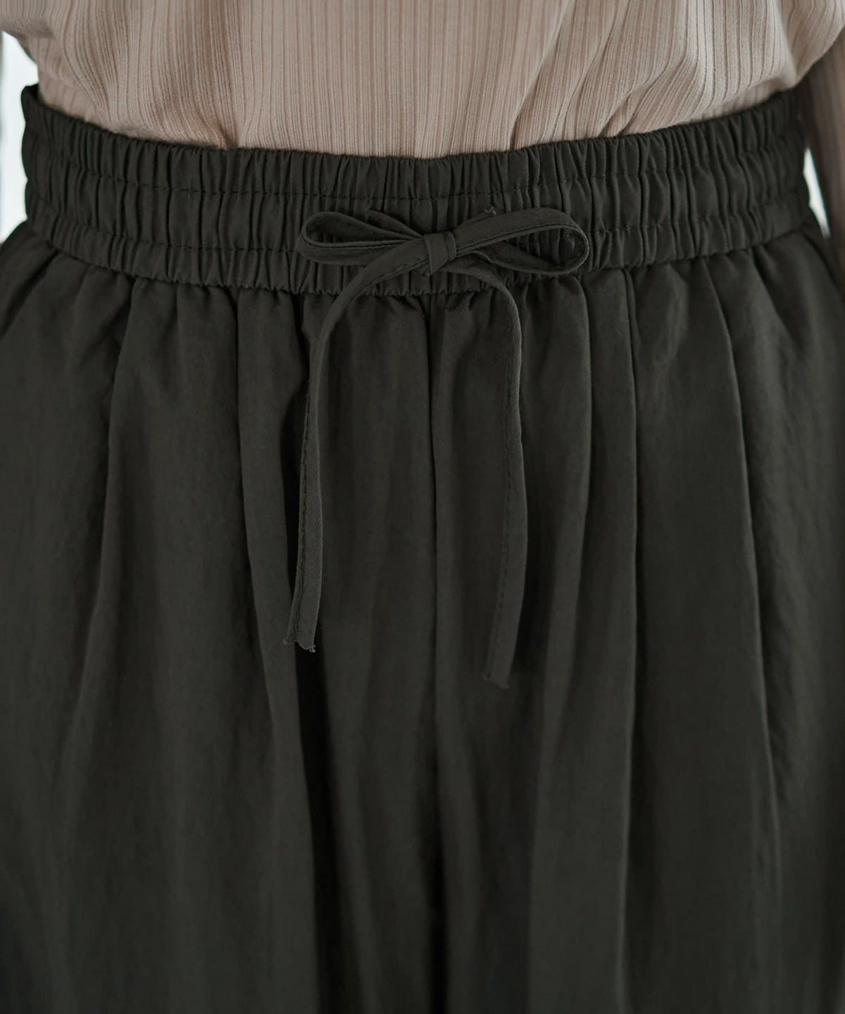 着用イメージ 166cm ダークカーキ