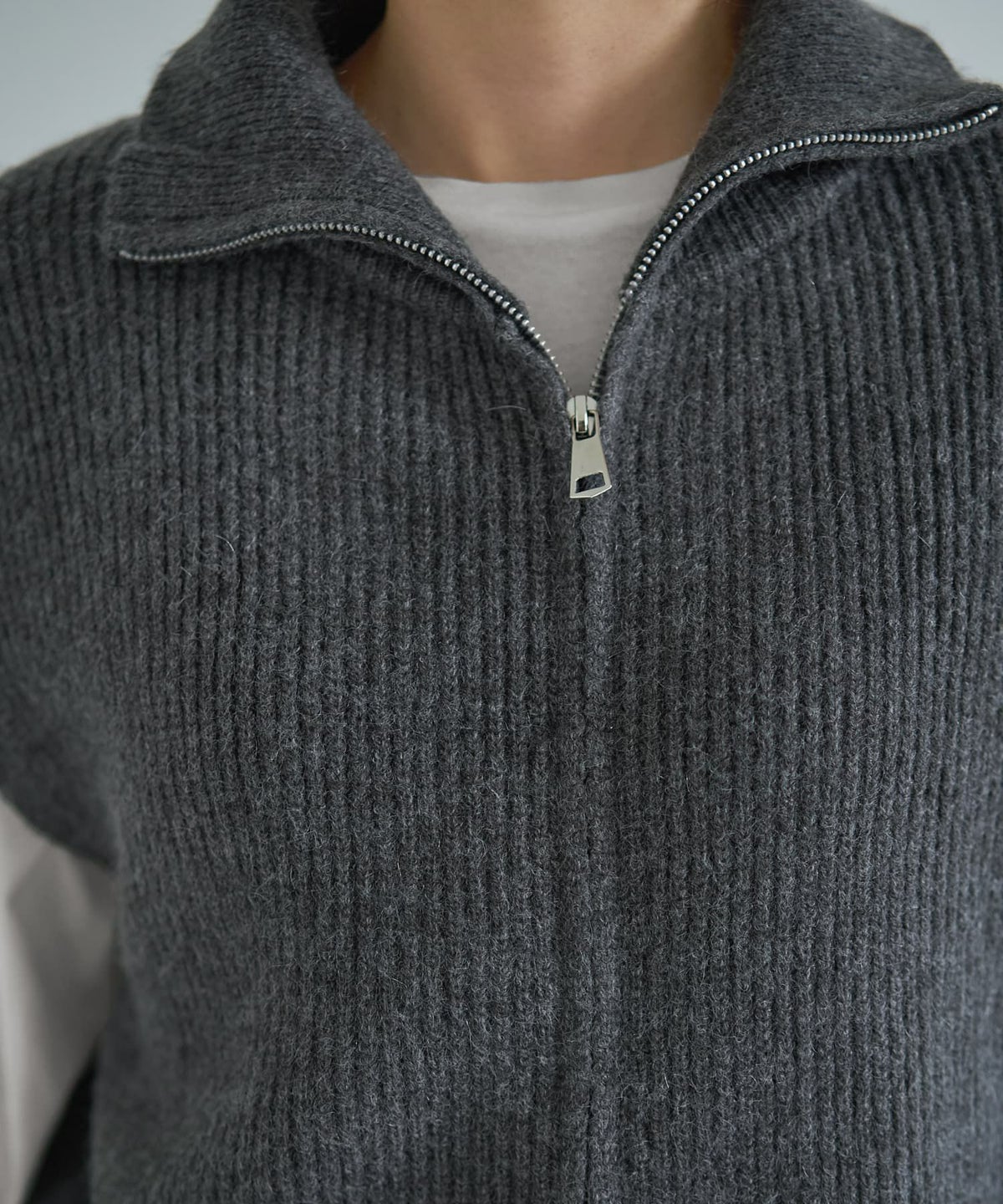 着用イメージ 166cm グレー