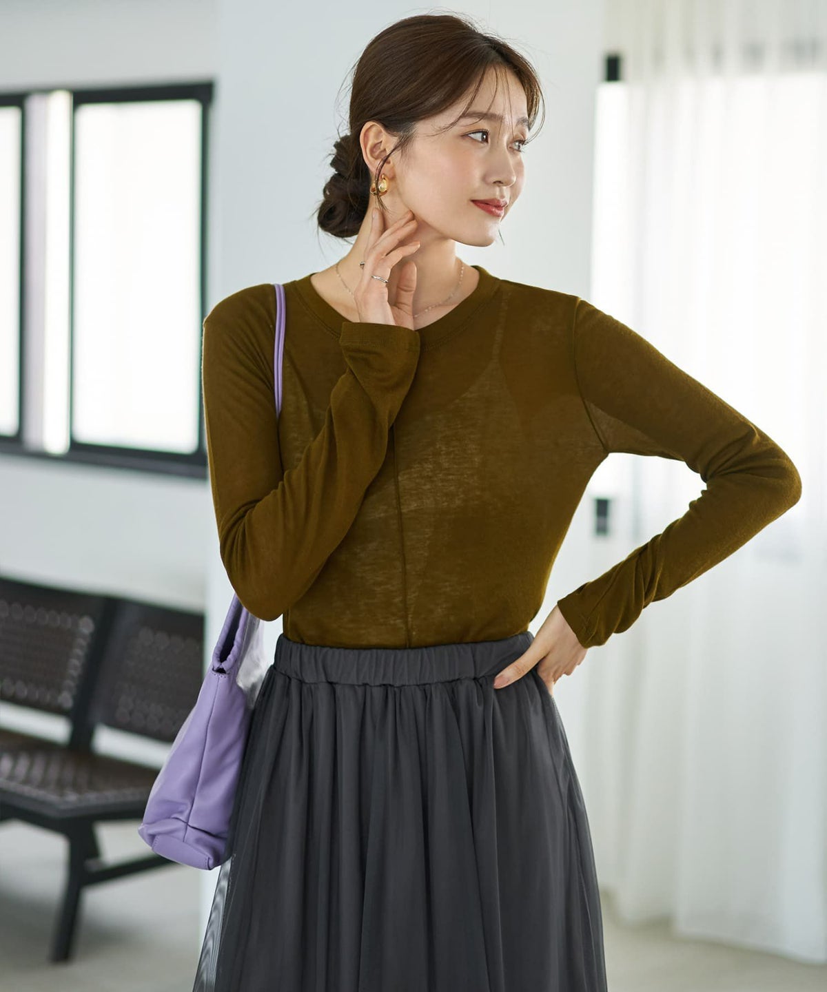 イエローカーキ