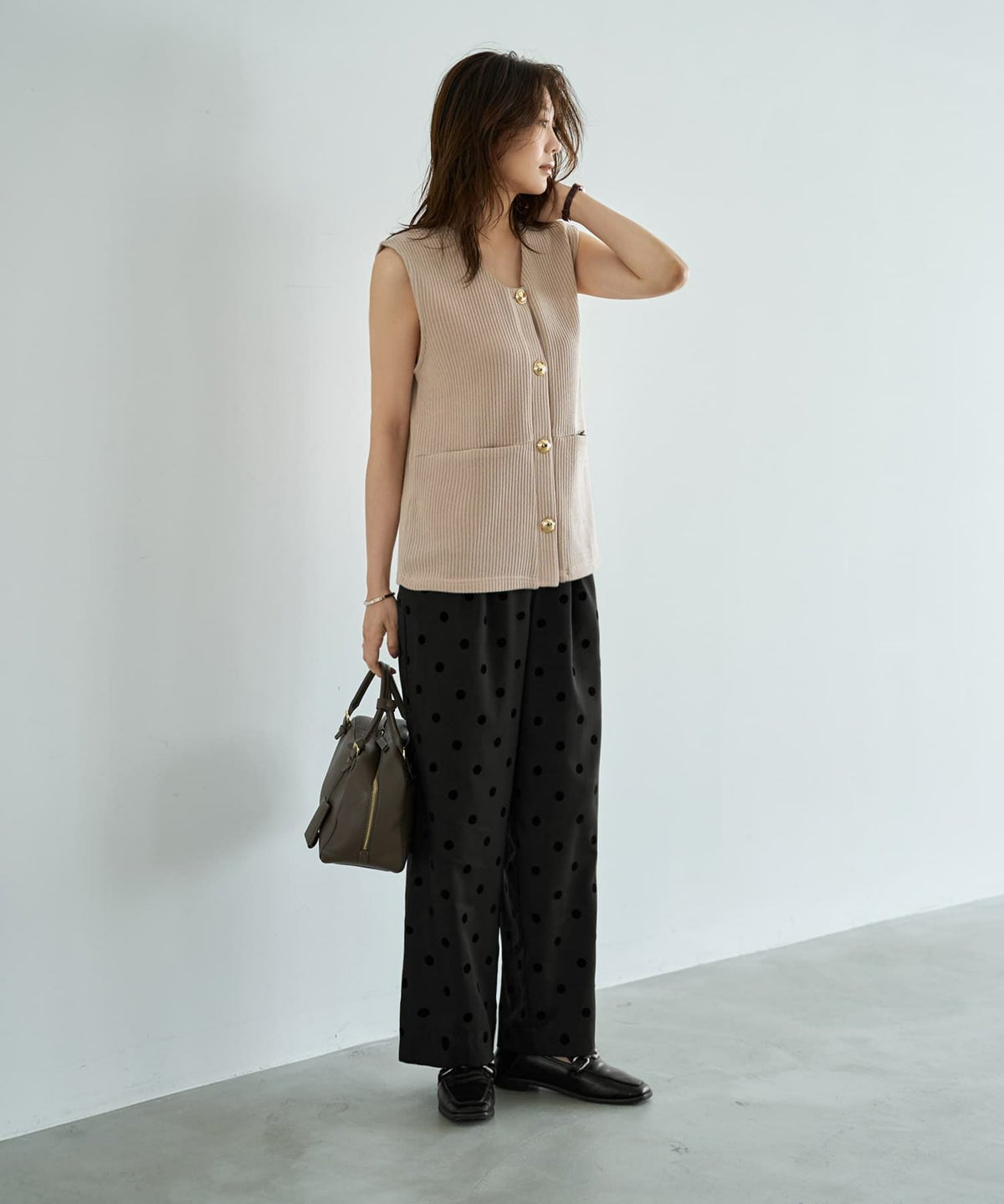 着用イメージ 166cm ピンクベージュ