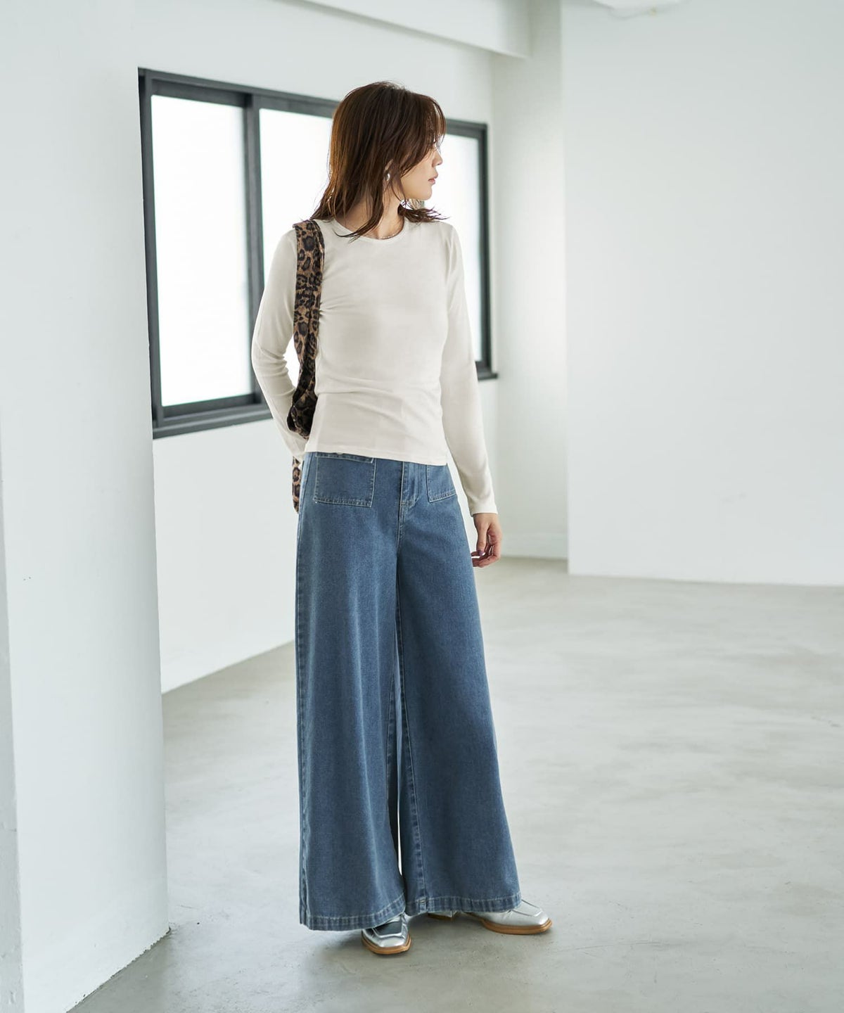 着用イメージ 166cm ホワイト