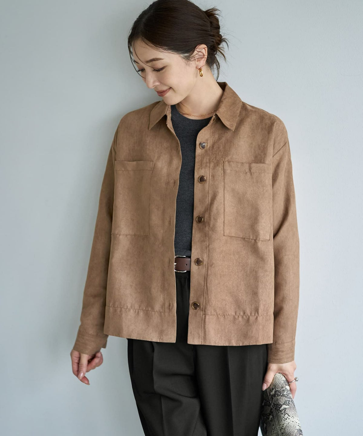 ライトブラウン