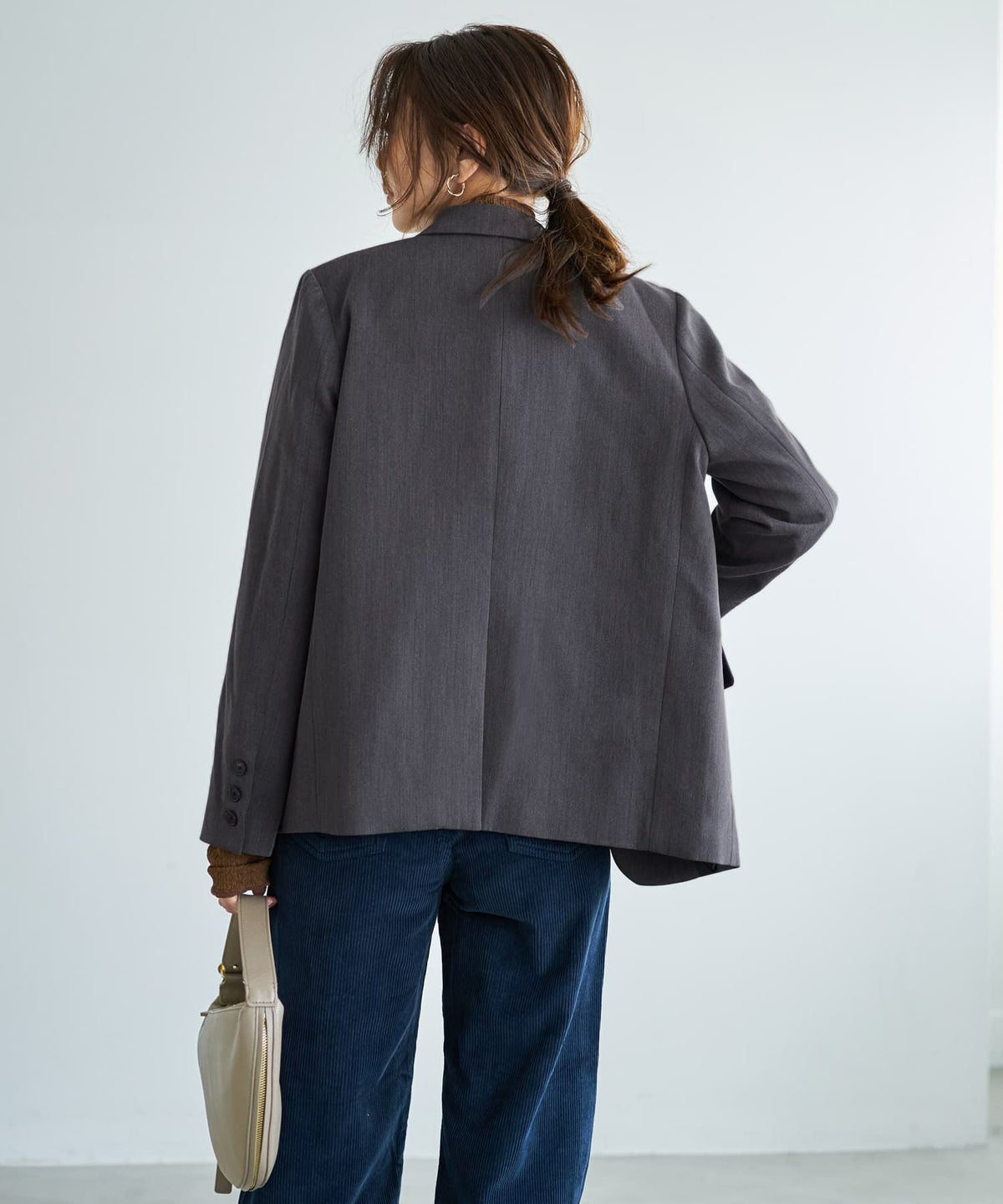 着用イメージ 166cm グレー