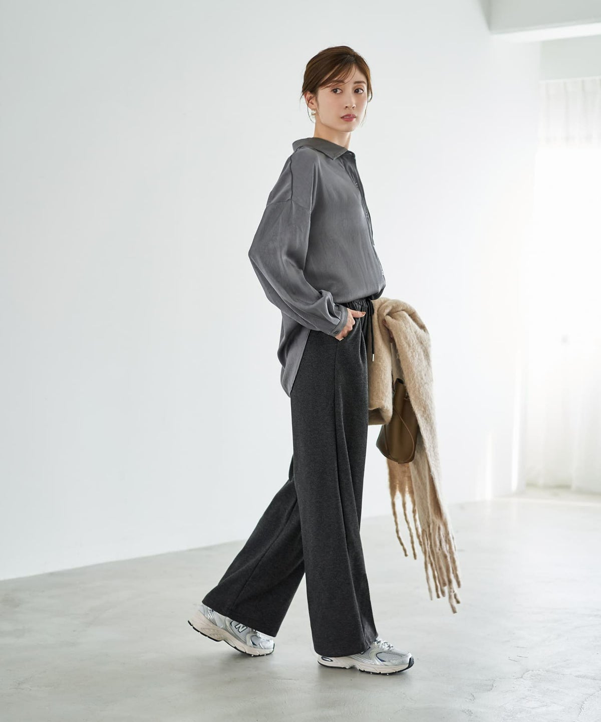 着用イメージ 167cm グレー