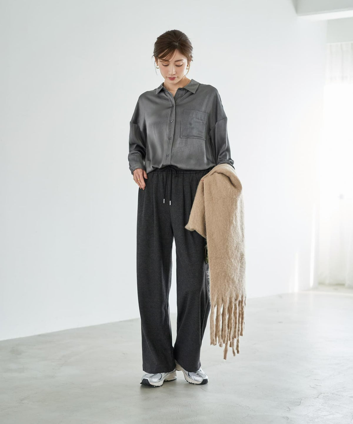 着用イメージ 167cm グレー