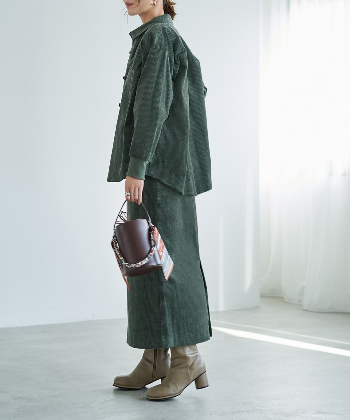 着用イメージ 166cm ジェイド