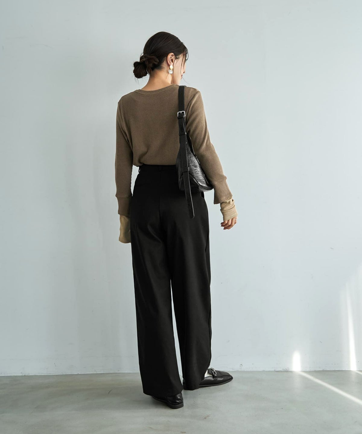 着用イメージ 167cm カーキブラウン×ベージュ