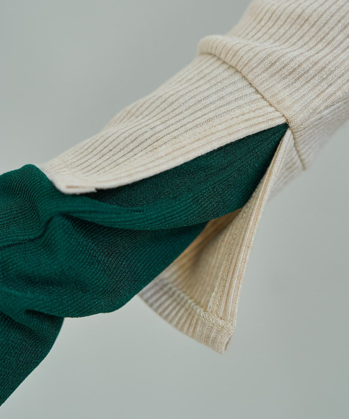 着用イメージ 167cm ライトベージュ×グリーン