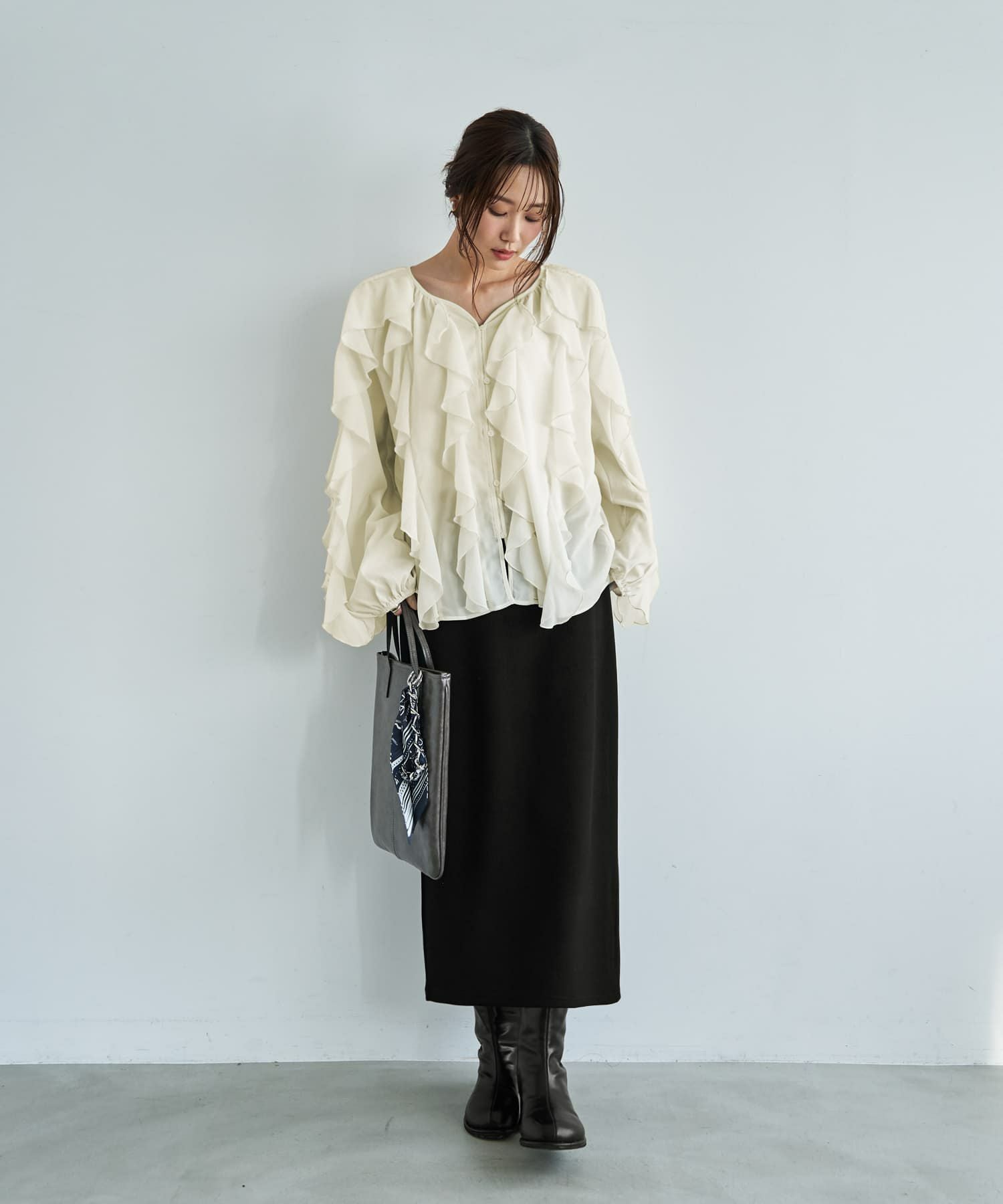 【LUXE】フリルドレープブラウス／半袖丈　スタイルデリ　新品未使用 STYLE DELI - 【LUXE】フリルドレープブラウス／半袖丈 スタイルデリ