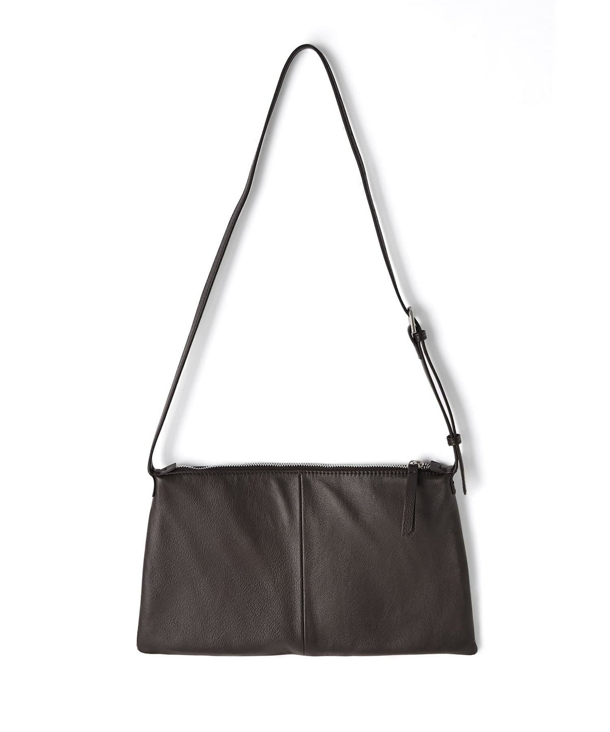 ダークブラウン