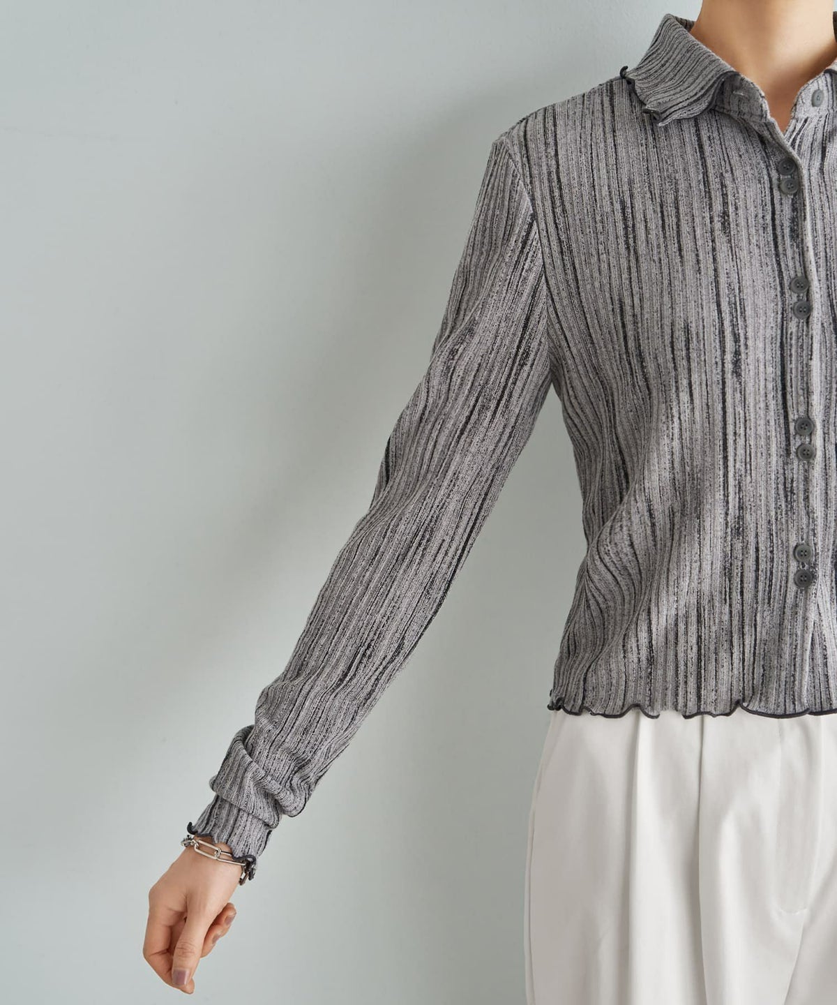 着用イメージ 167cm グレー