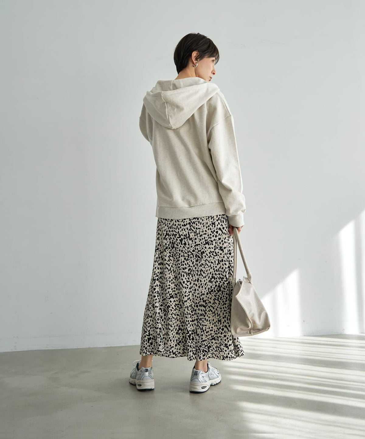 着用イメージ 167cm ライトベージュ