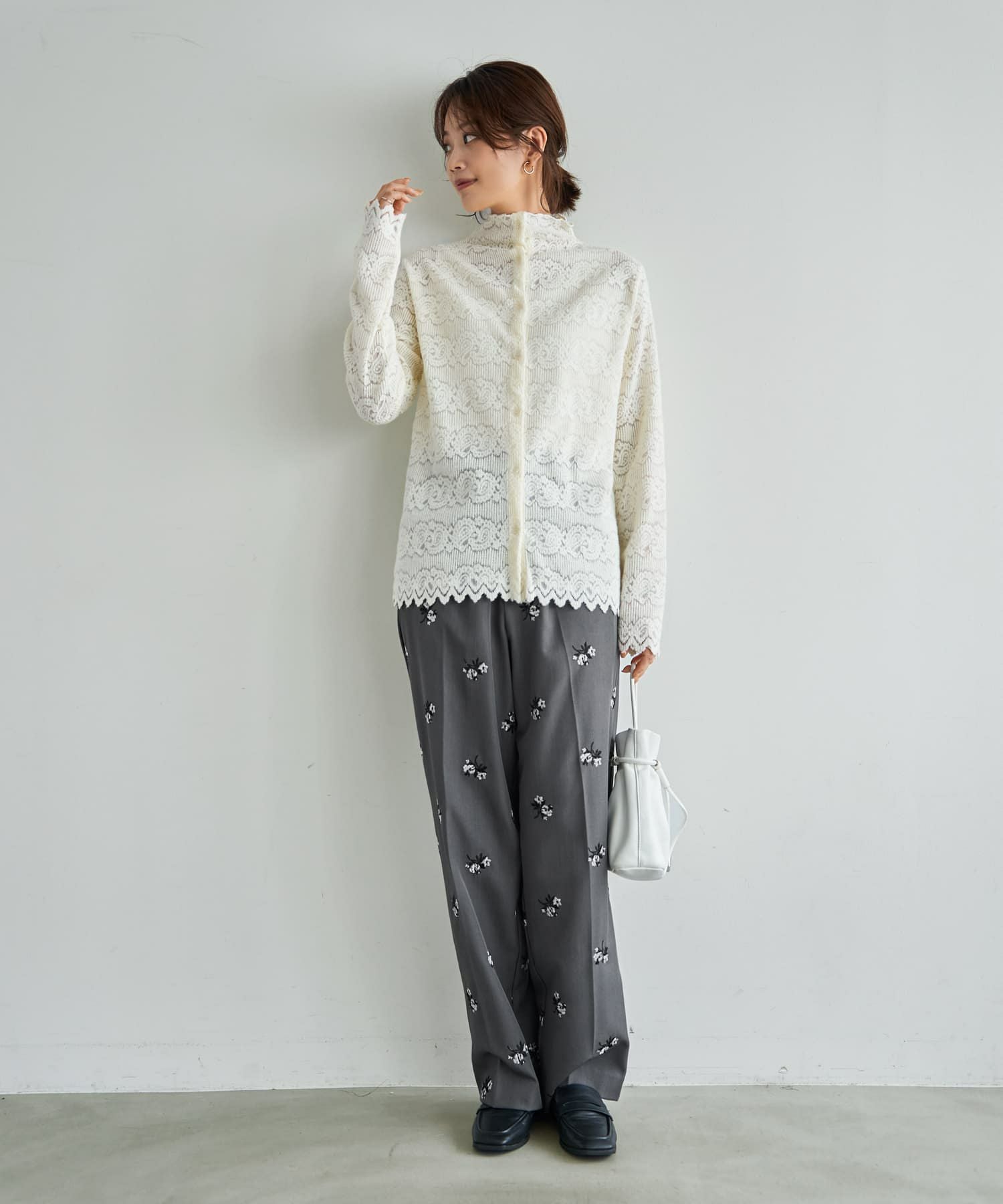 予約商品]【LUXE】前開きふんわりレースブラウス【3月上旬頃入荷