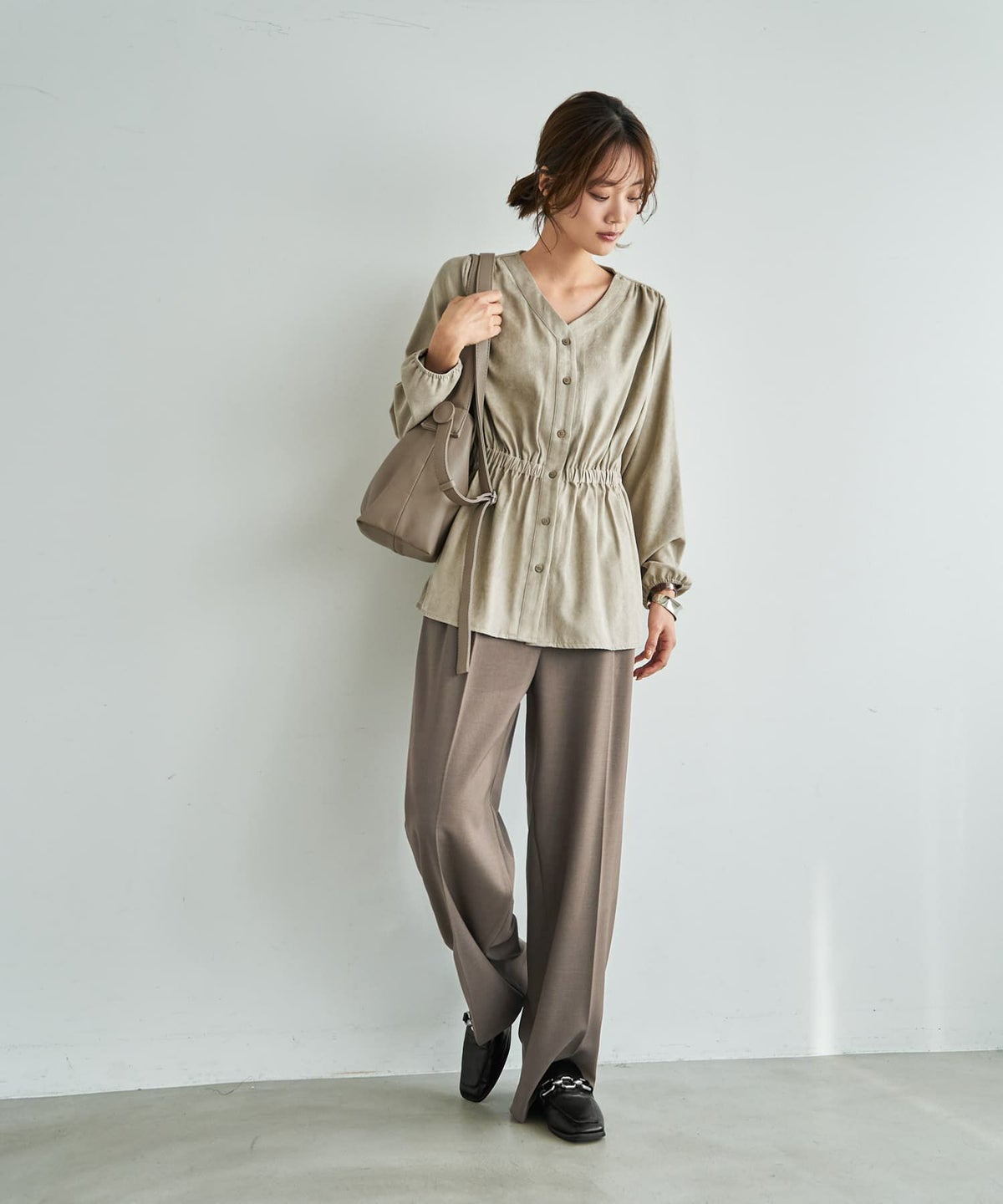 着用イメージ 167cm ライトベージュ