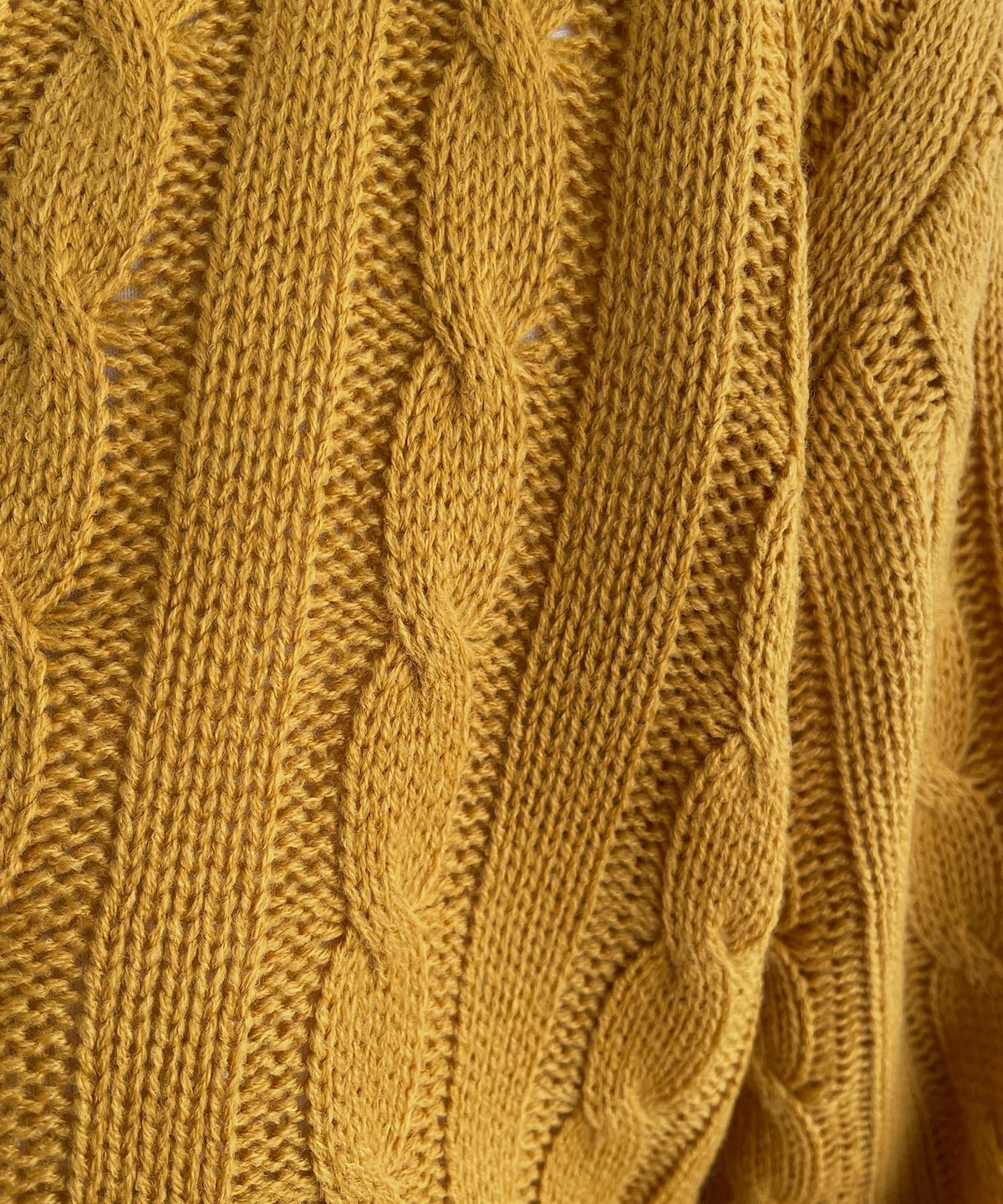 ディープイエロー