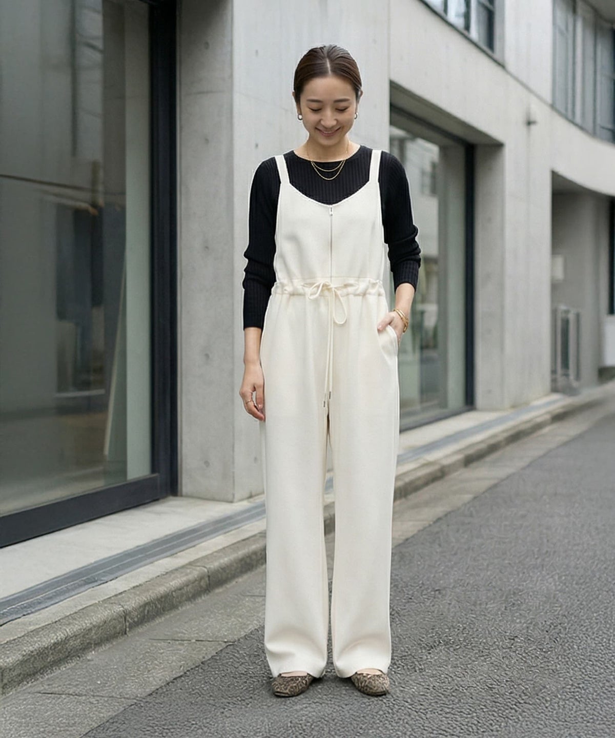 ブラック×エクリュ