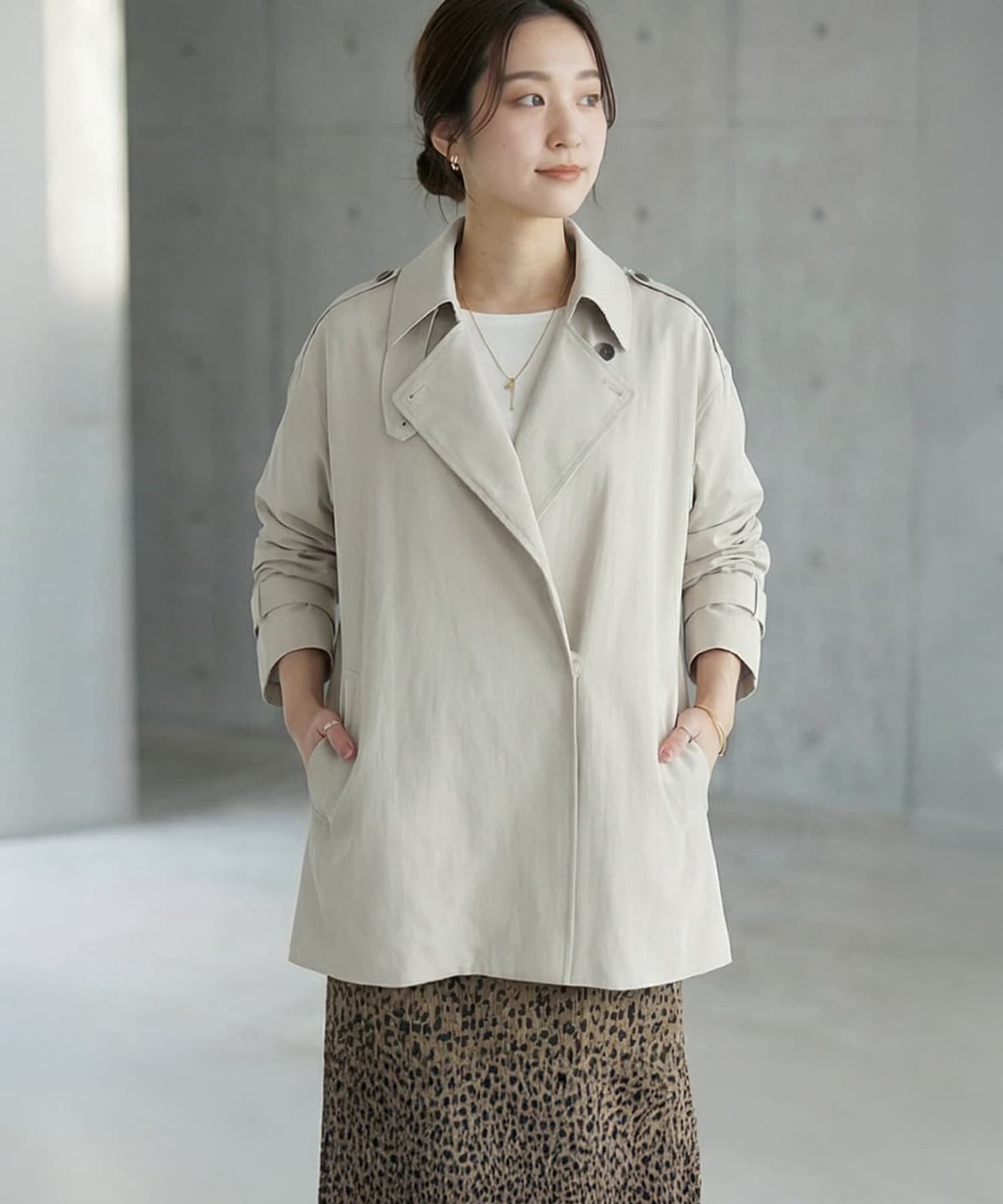 selection】ショート丈トレンチコート | おしゃれな大人レディース