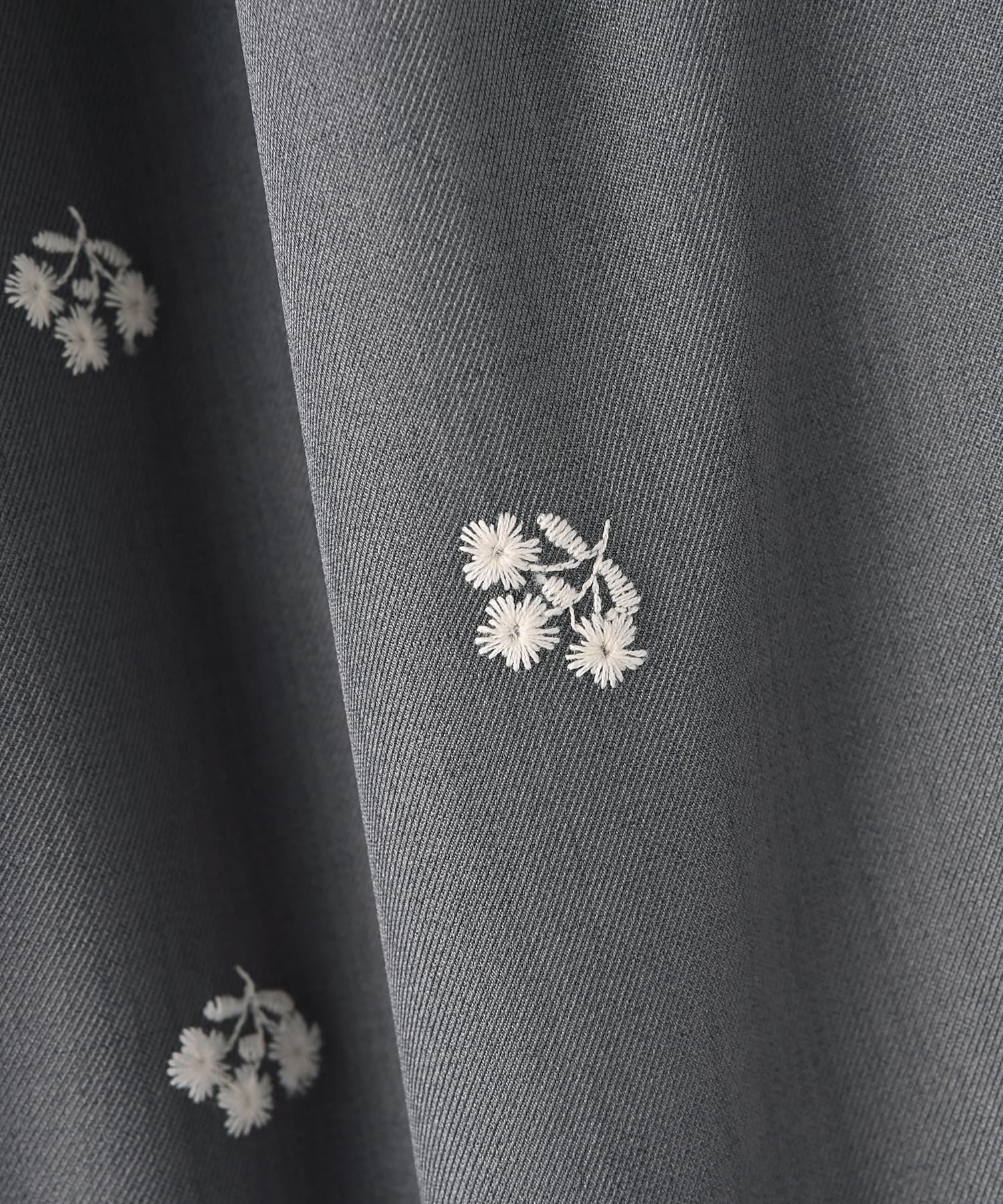 BLK001】花柄刺繍ツイルタックパンツ | おしゃれな大人レディース