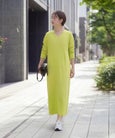 ライムグリーン