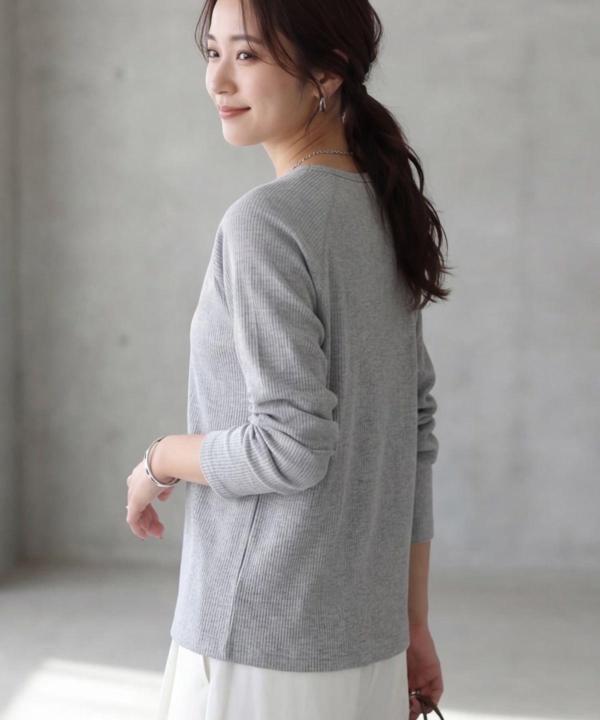 着用イメージ 163cm ライトグレー