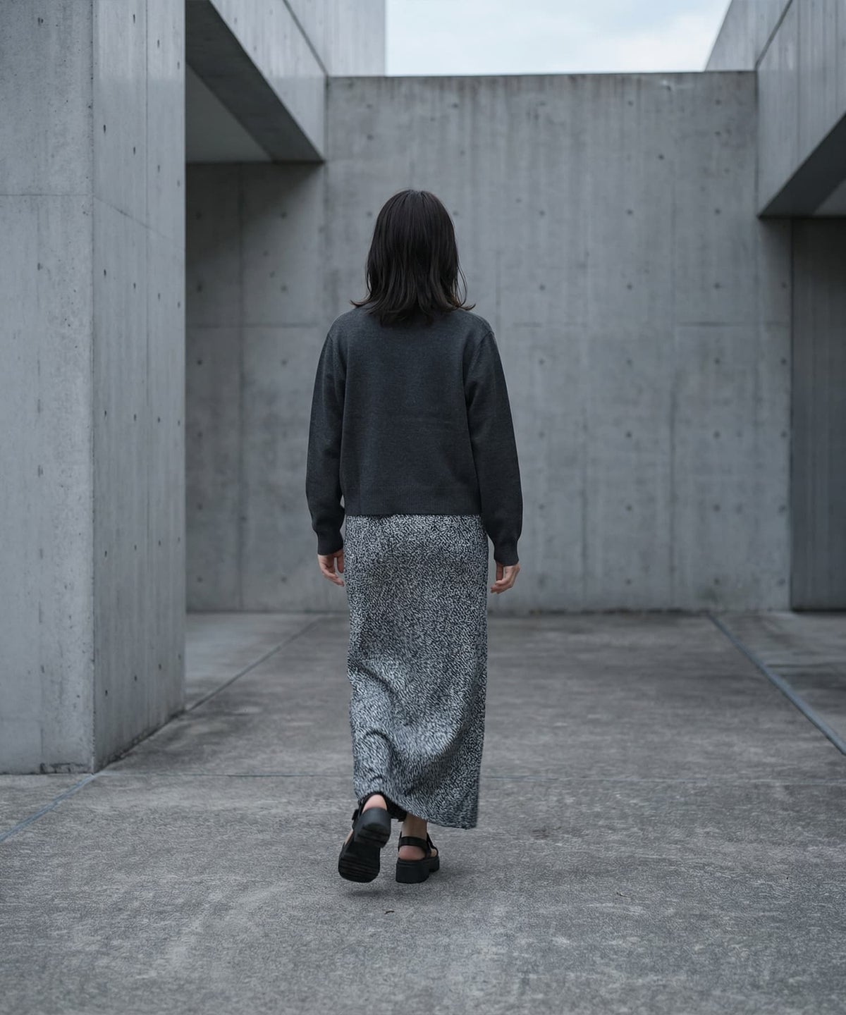 着用イメージ 165cm チャコール