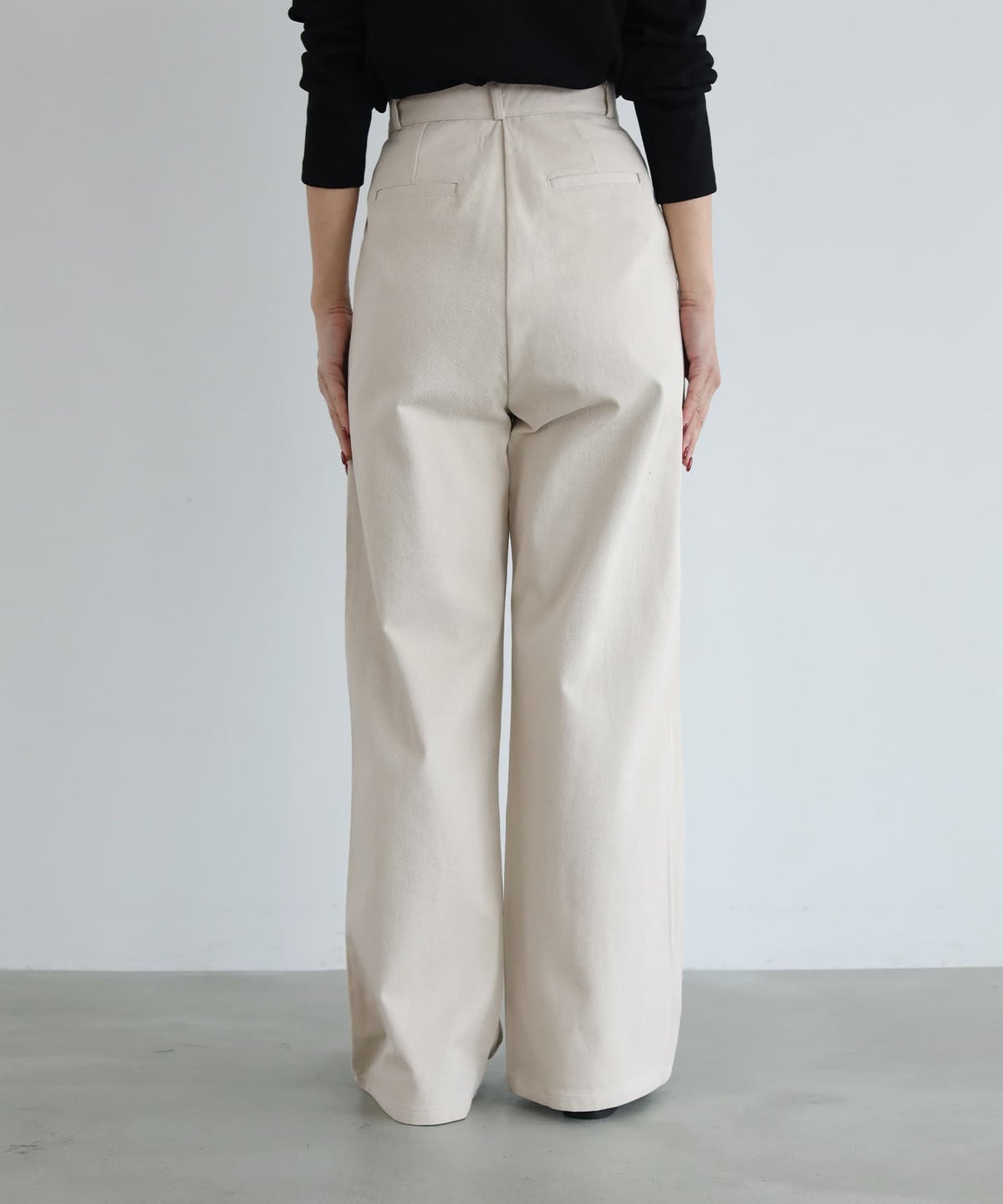 ブライトベージュ