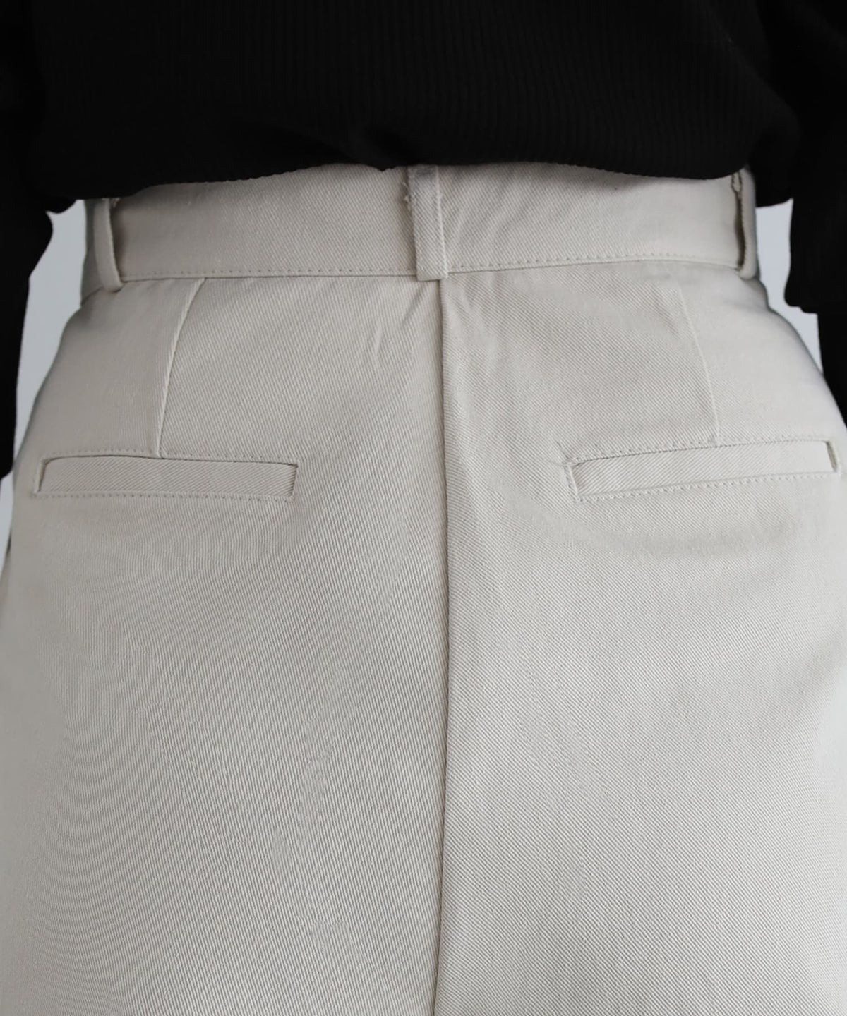 ブライトベージュ