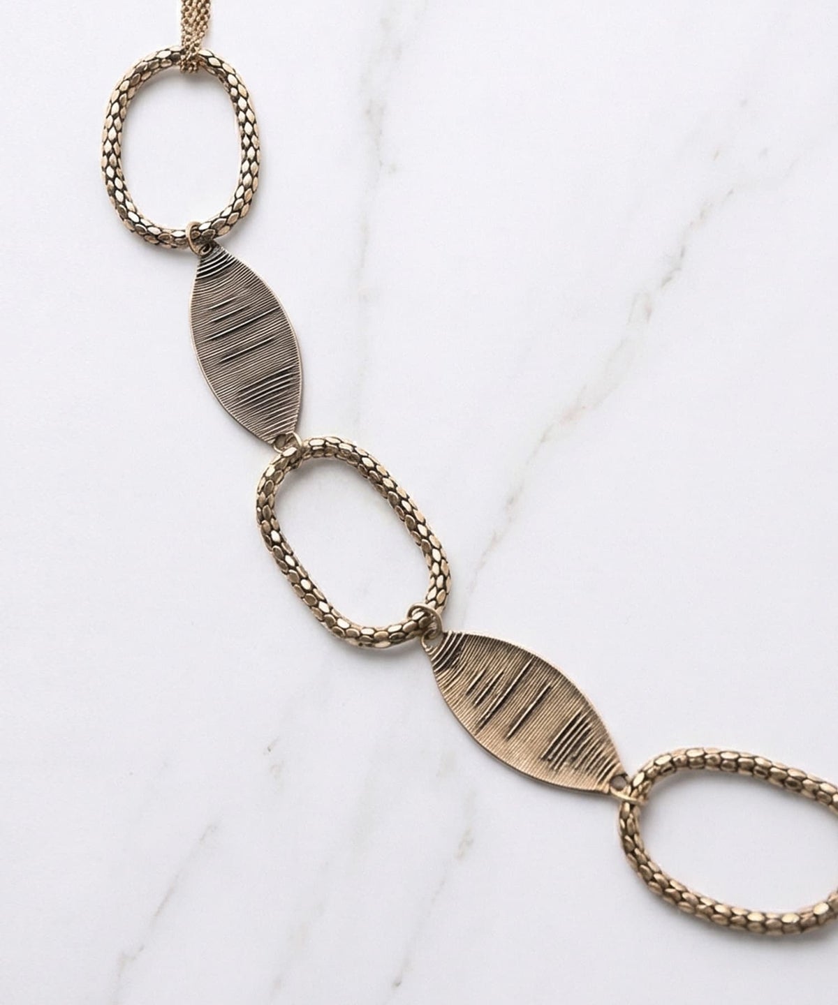 ダークゴールド