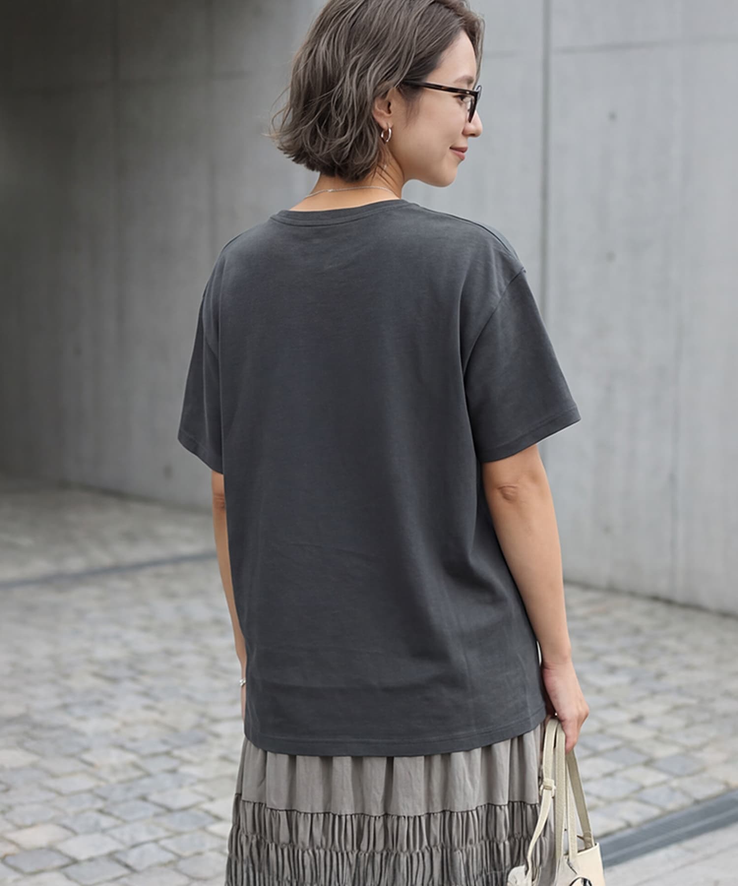 LUXE】dogsフォトプリントさら編みTシャツ | おしゃれな大人レディース
