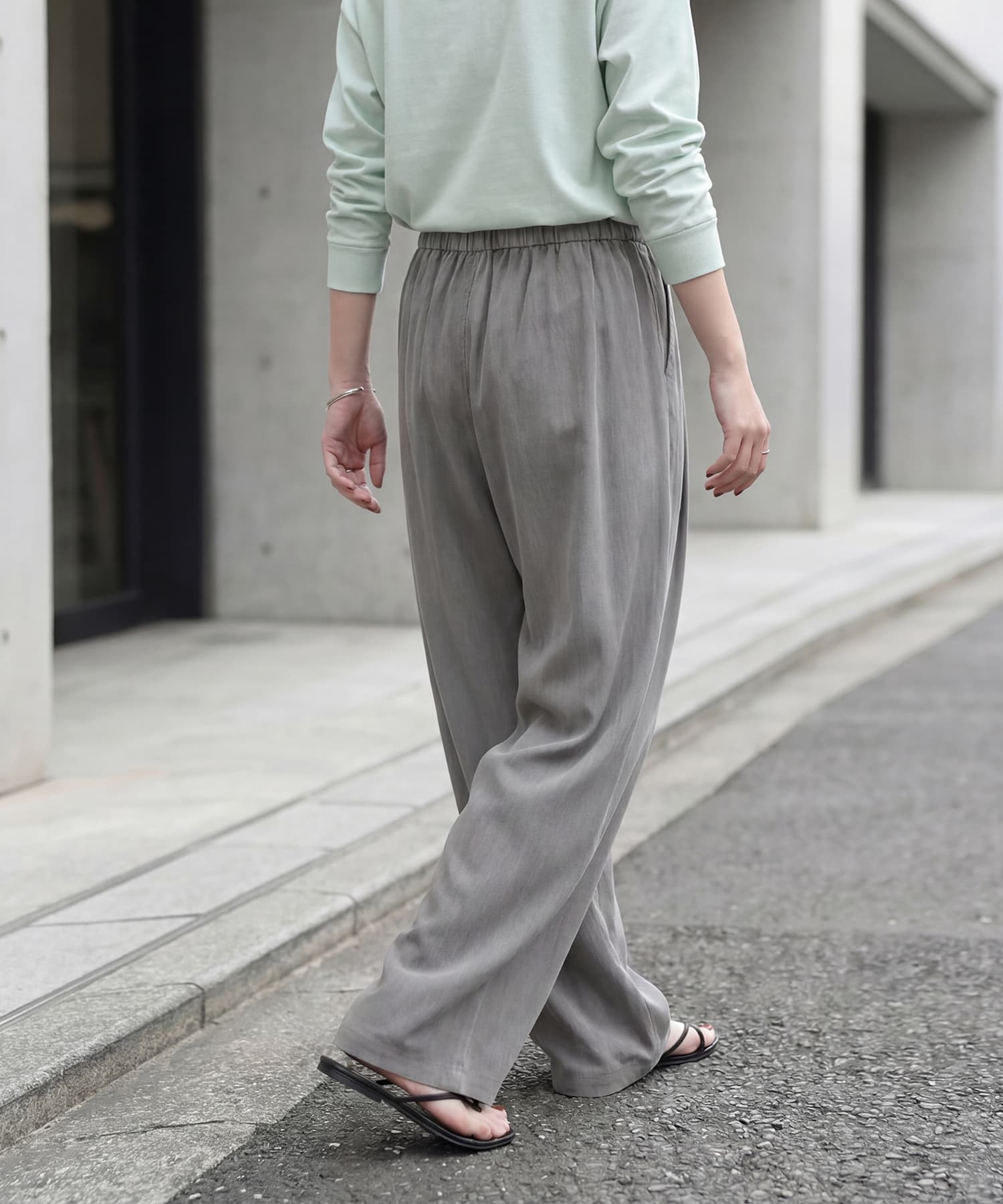 ギャルソン Mサイズ グレー パンツ ポリエステル 落ち感ギャザーリラックスパンツ | おしゃれな大人レディース