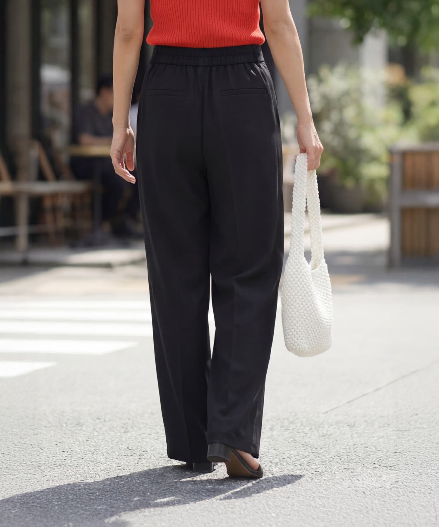 サラッと涼感ストレートタックパンツ68cm | おしゃれな大人レディース