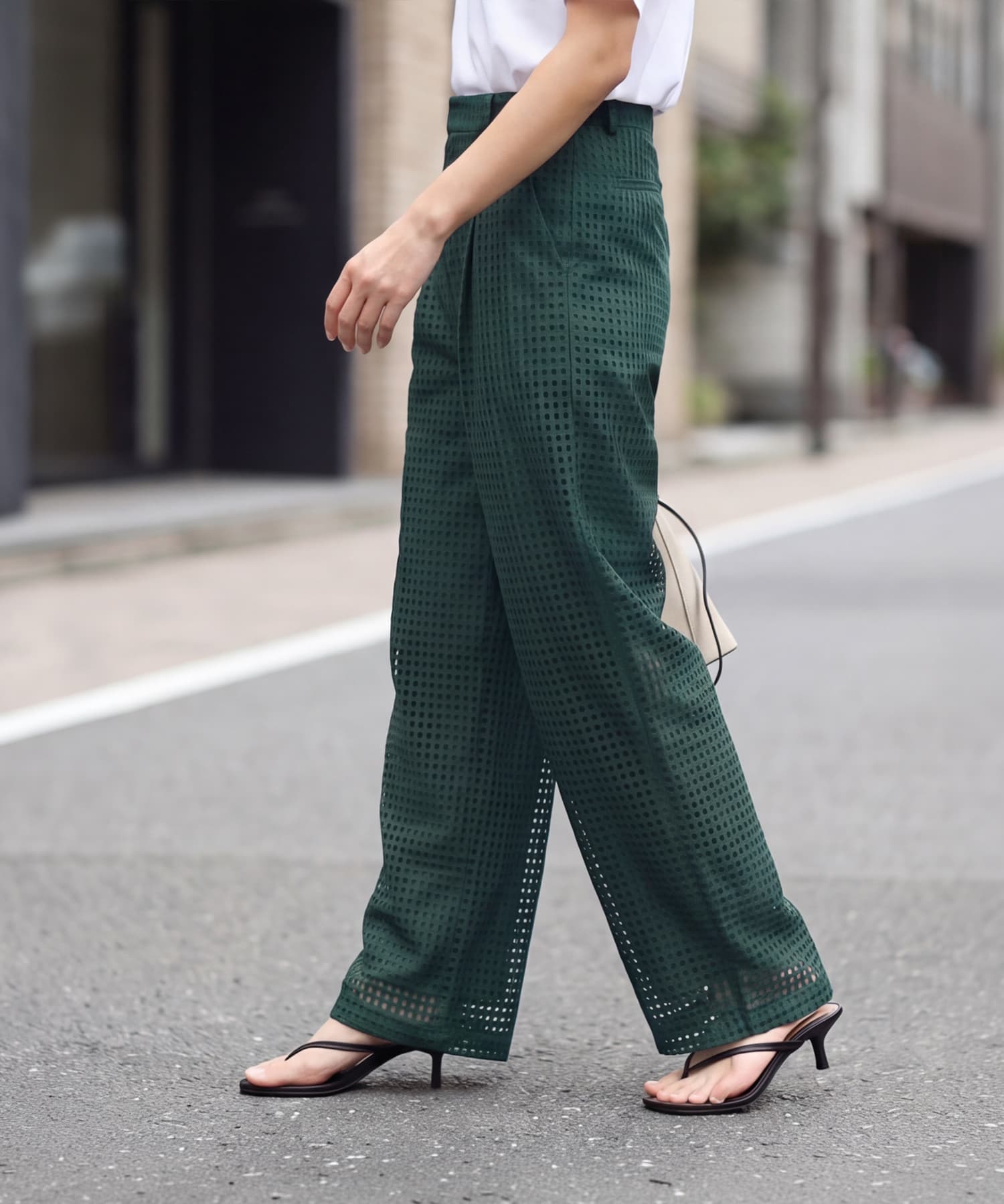SCD CROWD レザーレースストレートパンツ スクエアレースストレートパンツ | おしゃれな大人レディース