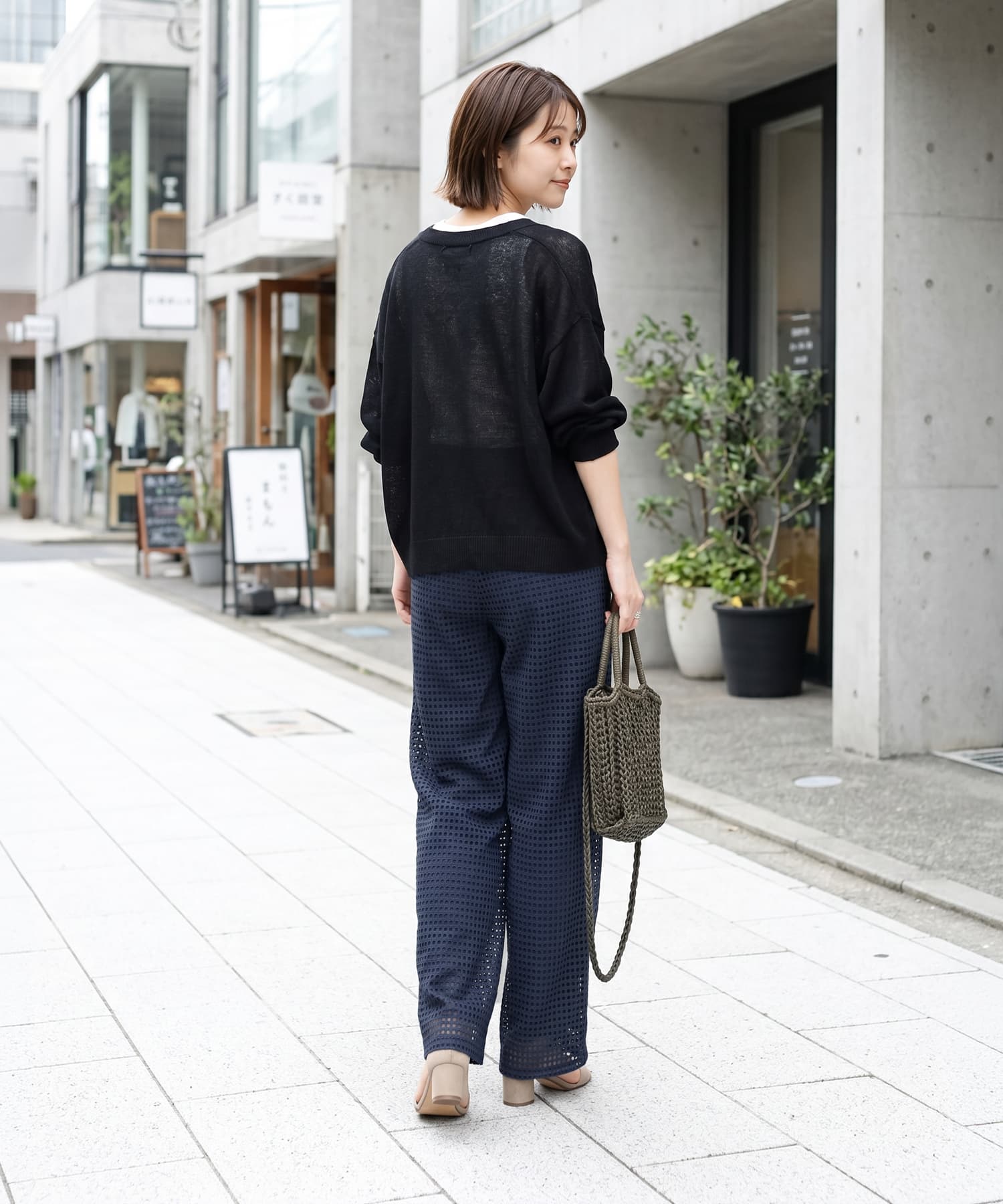 スクエアレースストレートパンツ | おしゃれな大人レディース