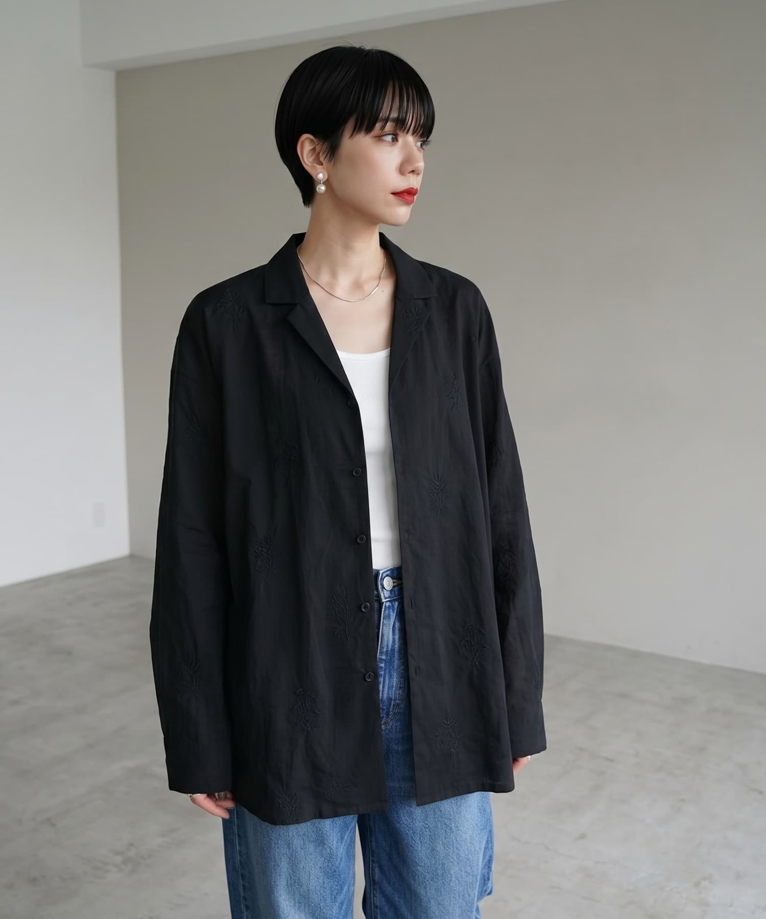 黒服ページ BLK001】刺繍オープンカラーシャツ | おしゃれな大人レディース