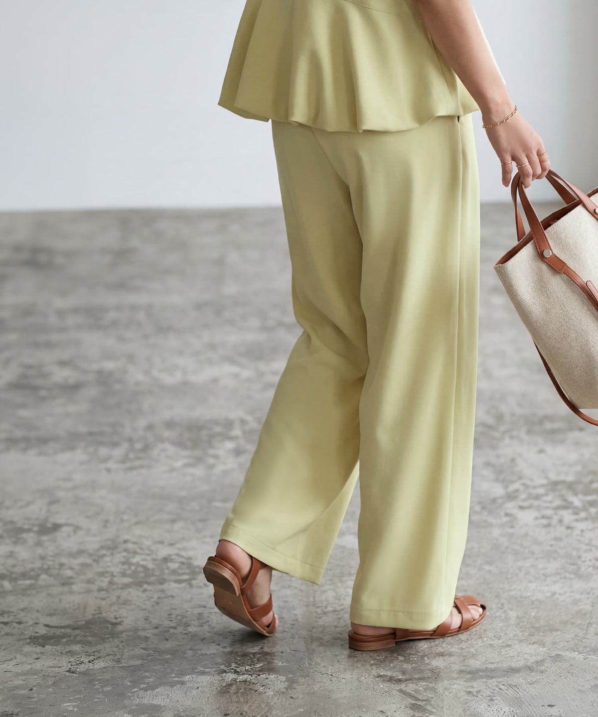 着用イメージ 163cm ライトイエロー