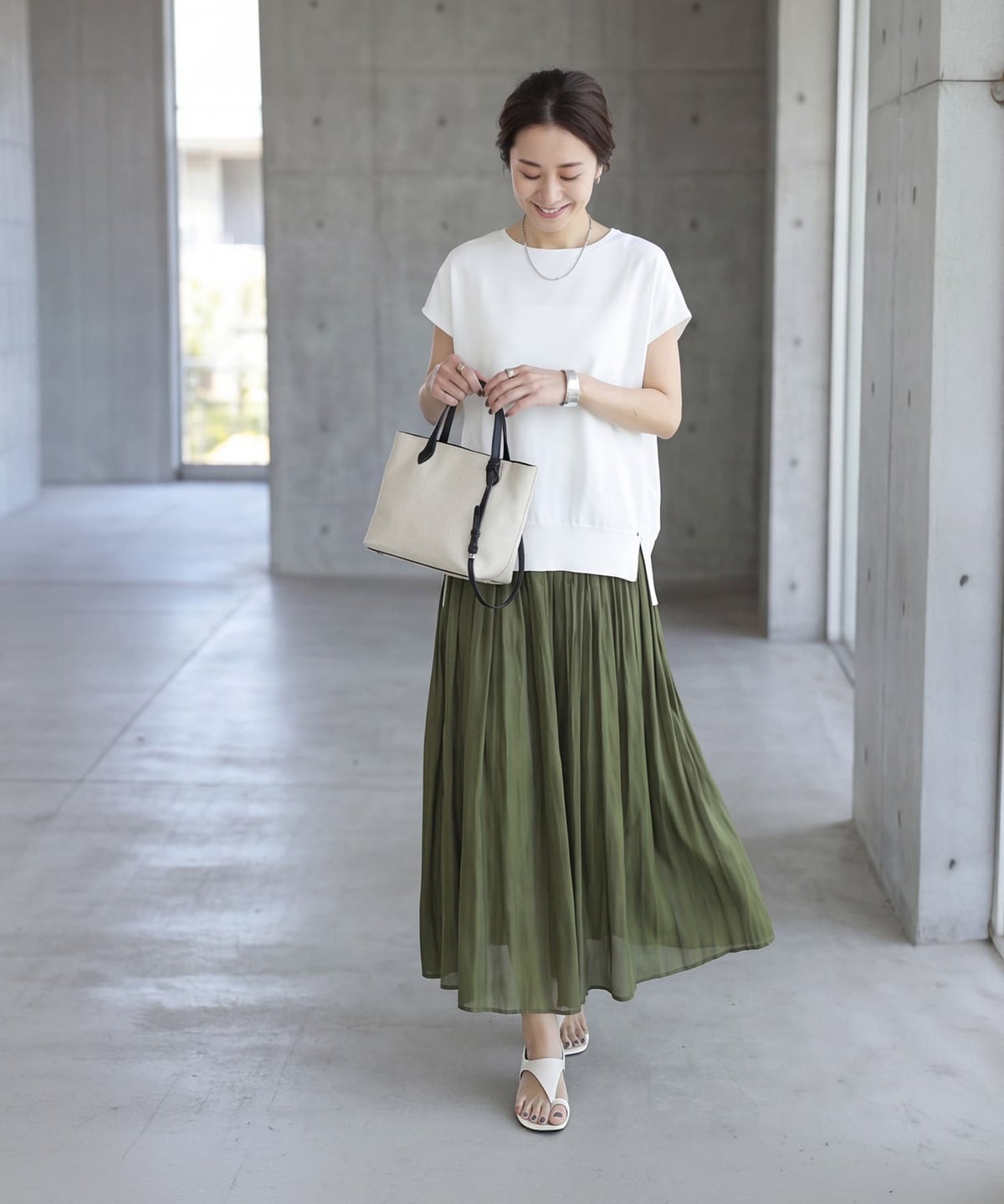 着用イメージ 163cm ホワイト