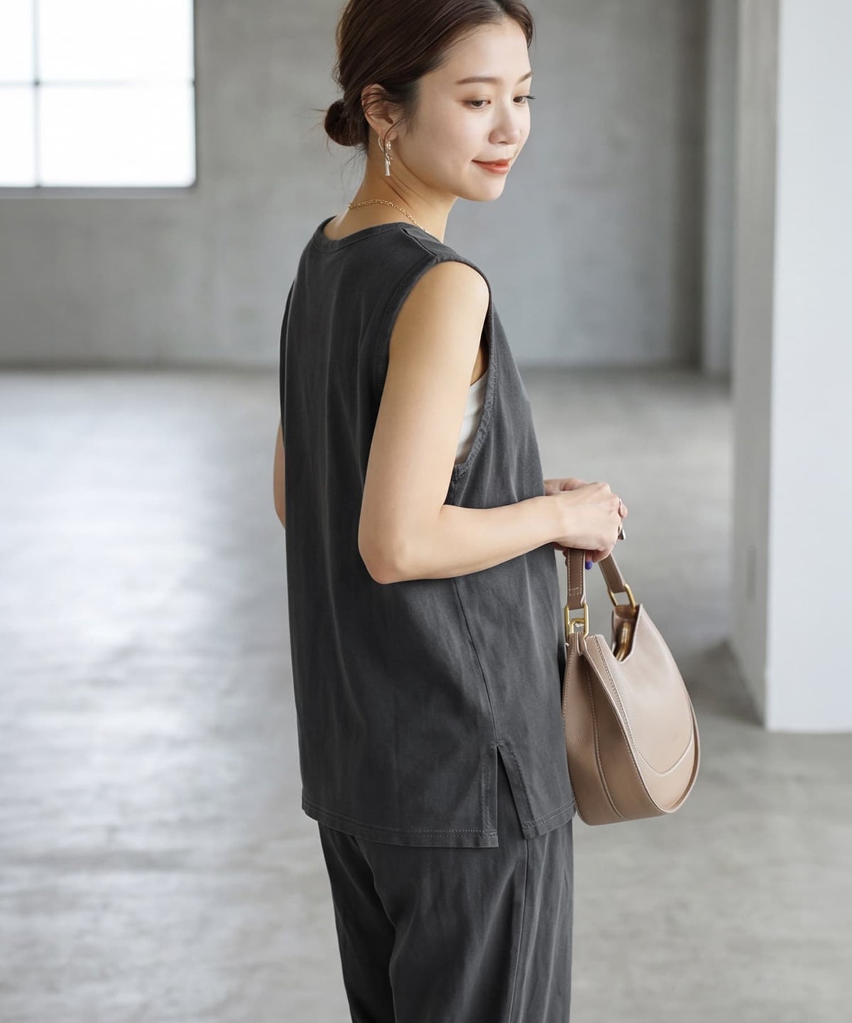 着用イメージ 163cm チャコール