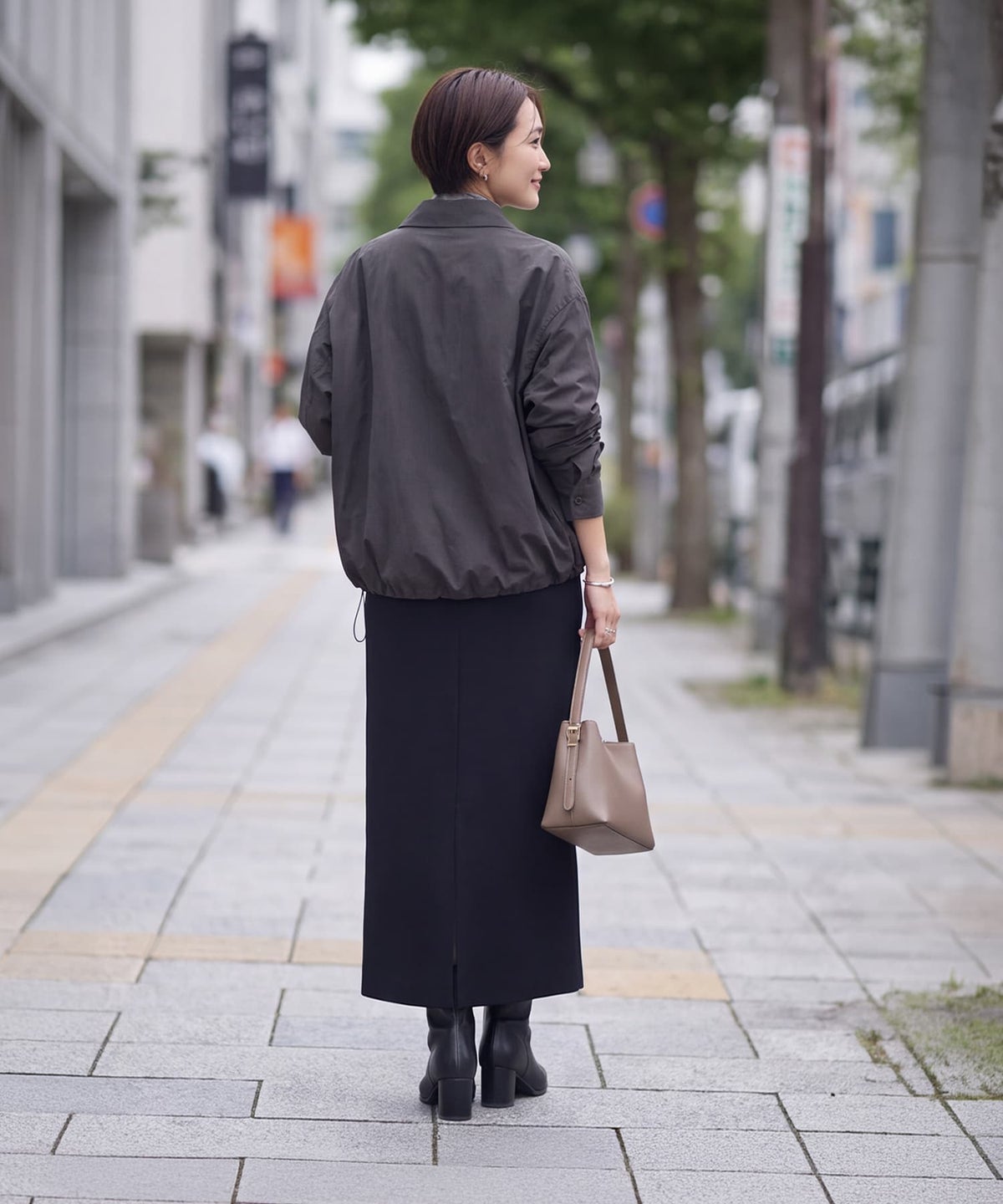 着用イメージ 163cm チャコール