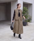 ベージュ